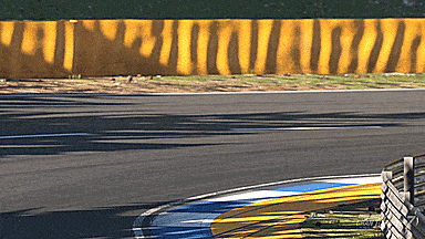 (GIF) The cream of the crop in Nissan's GT-R race cars duke it out