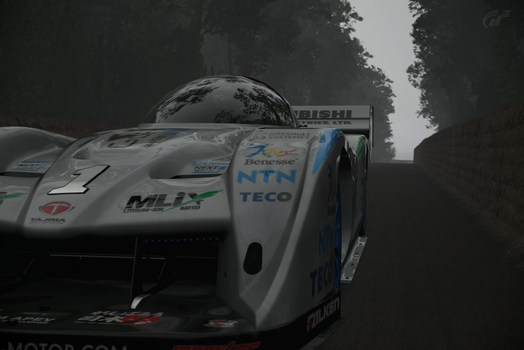 Goodwood Hillclimb Trailblazer misty dawn 12.jpg
