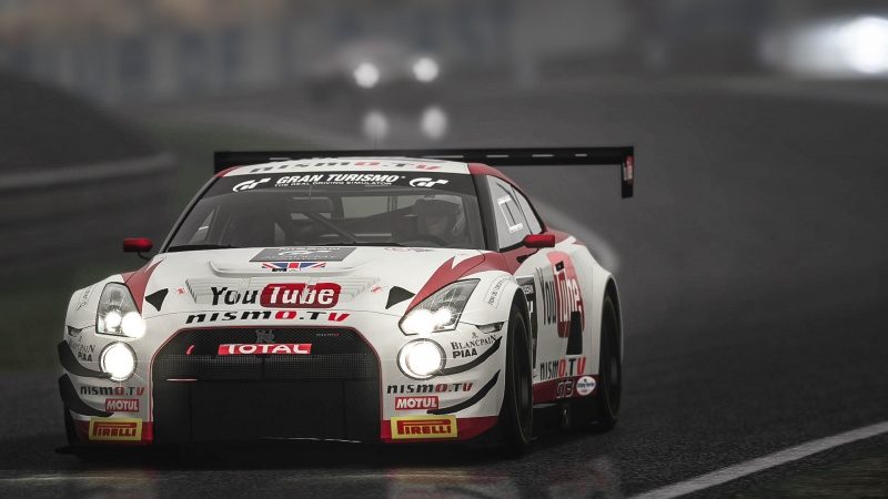 GT-R_Sarthé_rain2.jpg