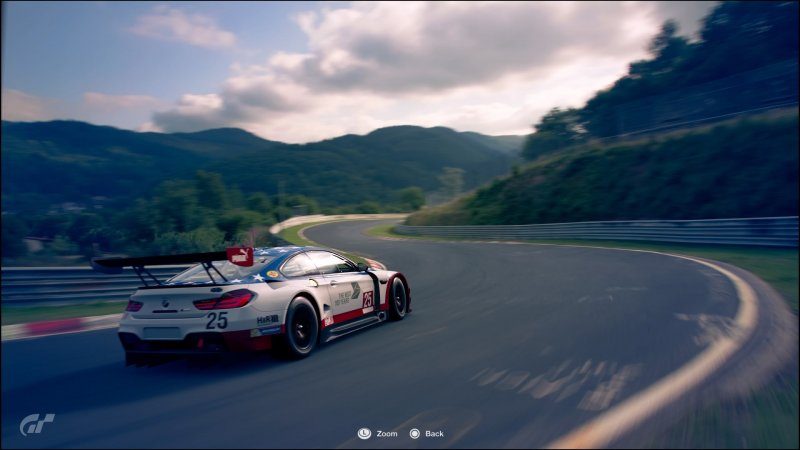 GT Sport - Team RLL - Watkins Glen Retro Livery 01.jpg