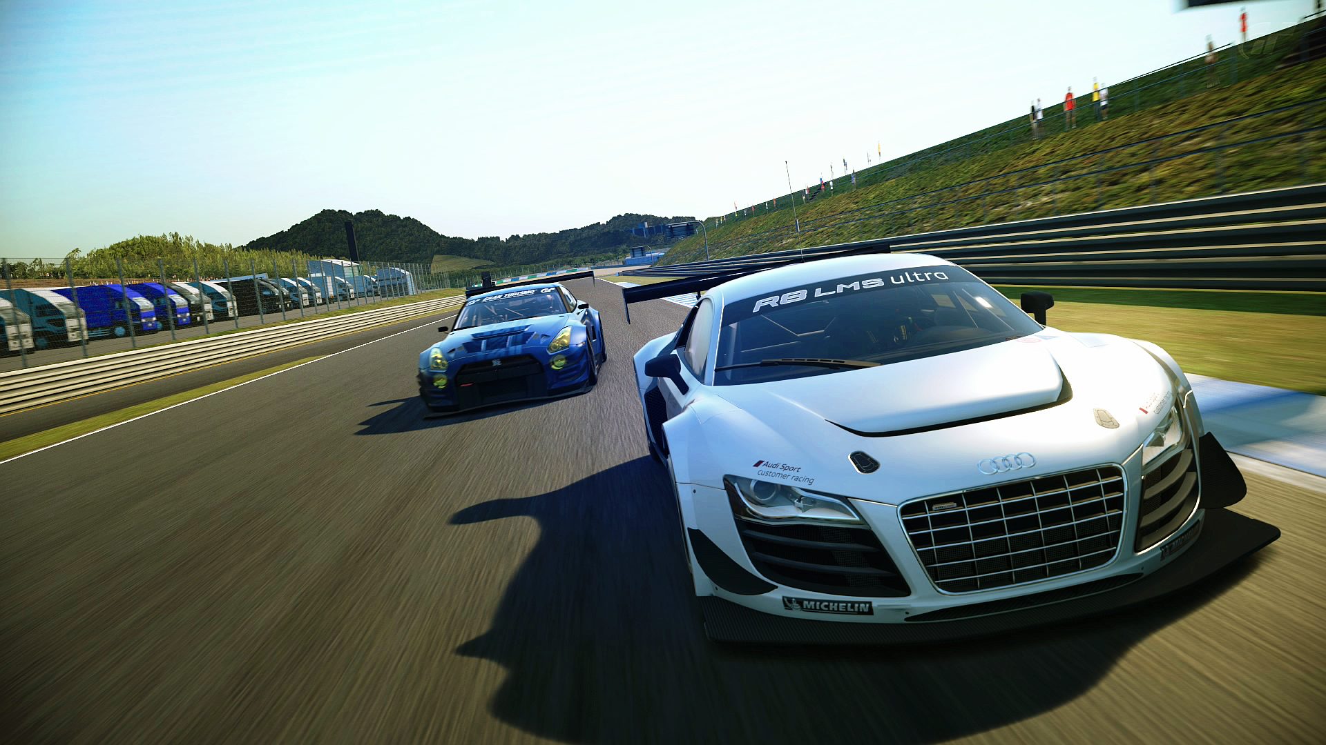 GT3 Cars Racing on Motegi_1.jpg