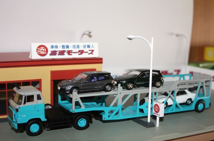 Hino Car Transporter (Honda Express)