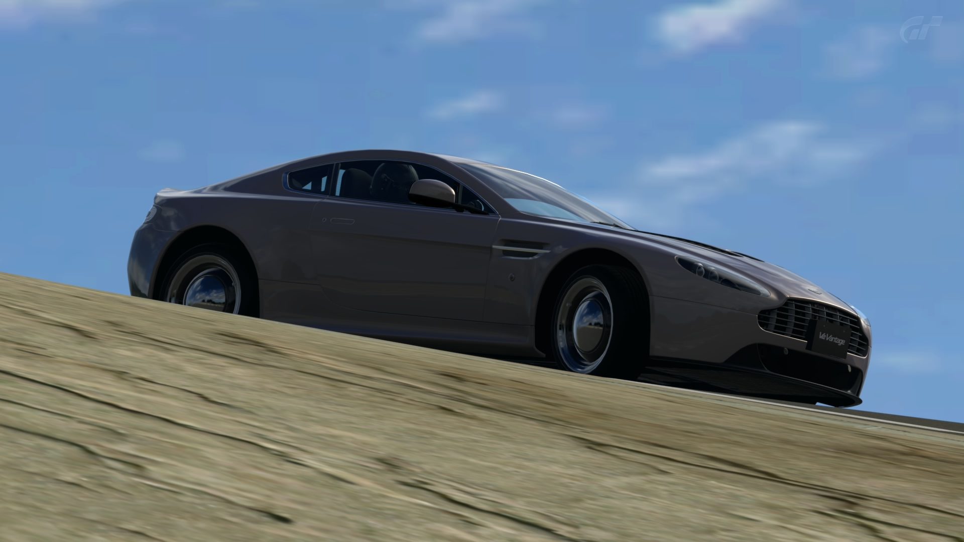 Laguna Seca Aston Martin 3.jpg
