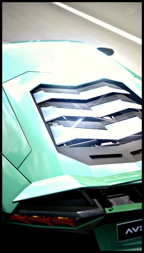 lambo3resize.jpg