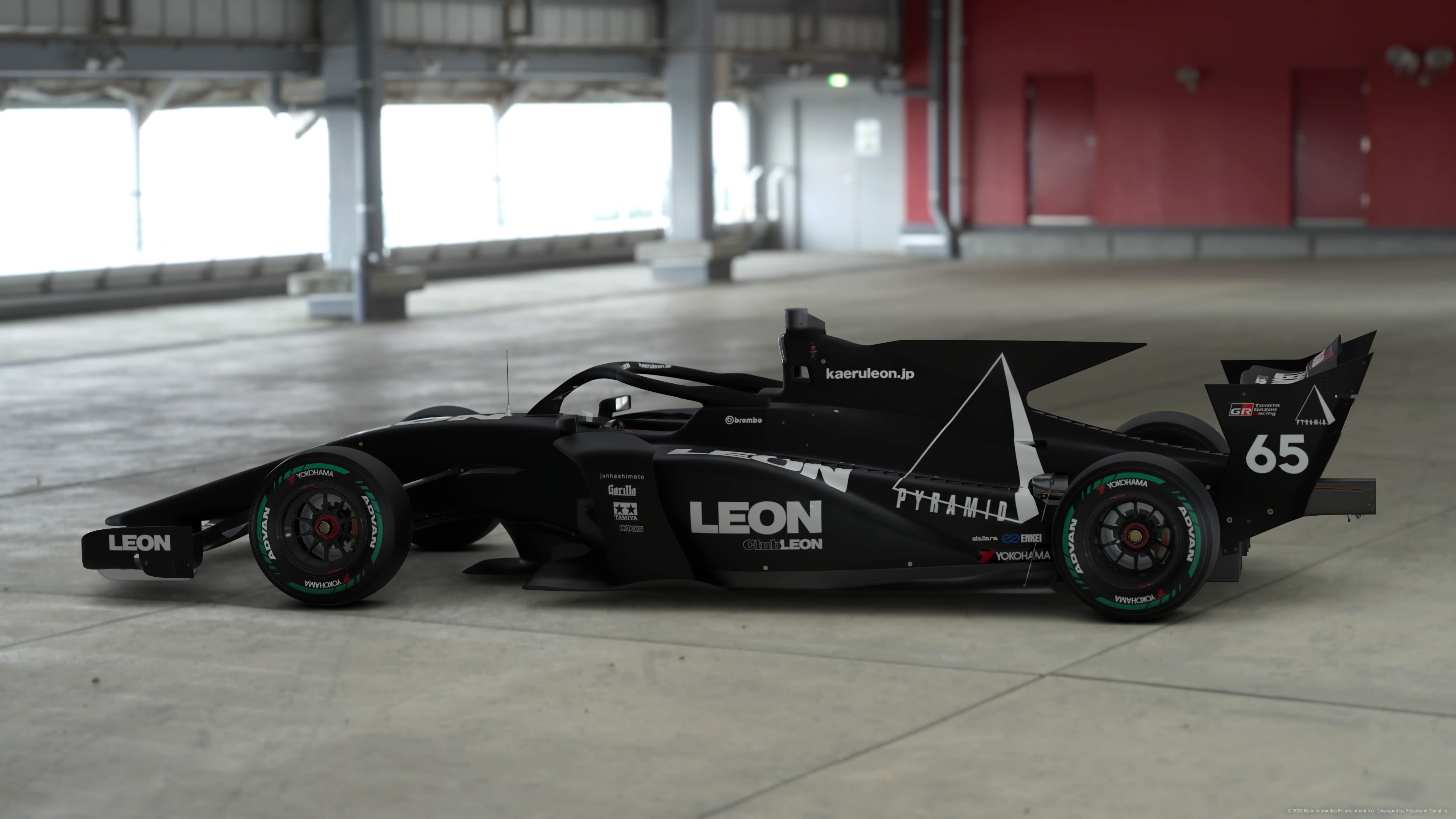 Leon Super Formula Toyota 1