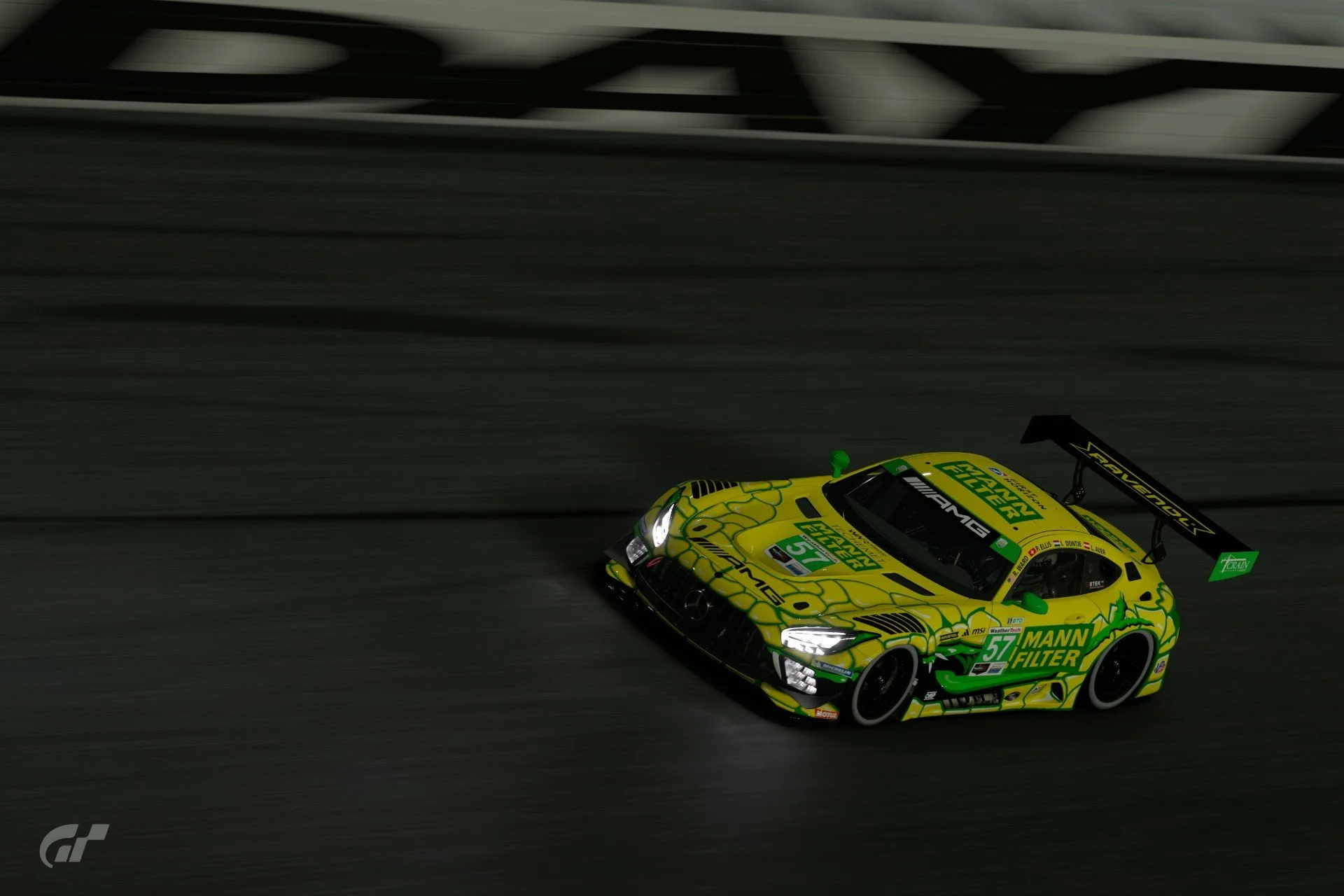 MANN FILTER AMG RACE.webp