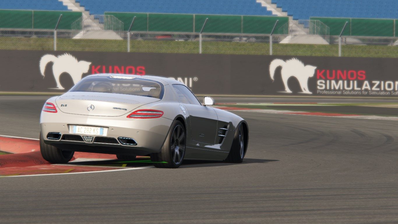 Mercedes Benz SLS