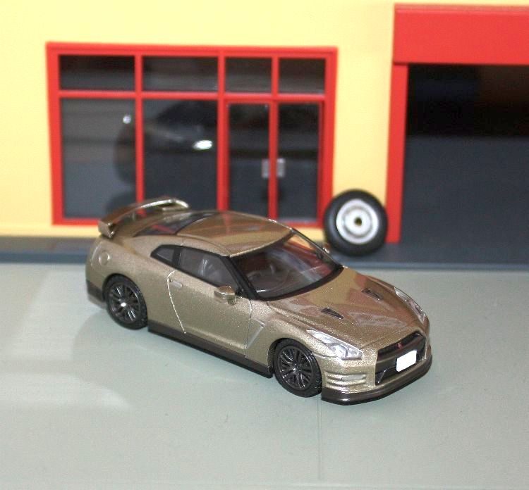 Nissan GT-R