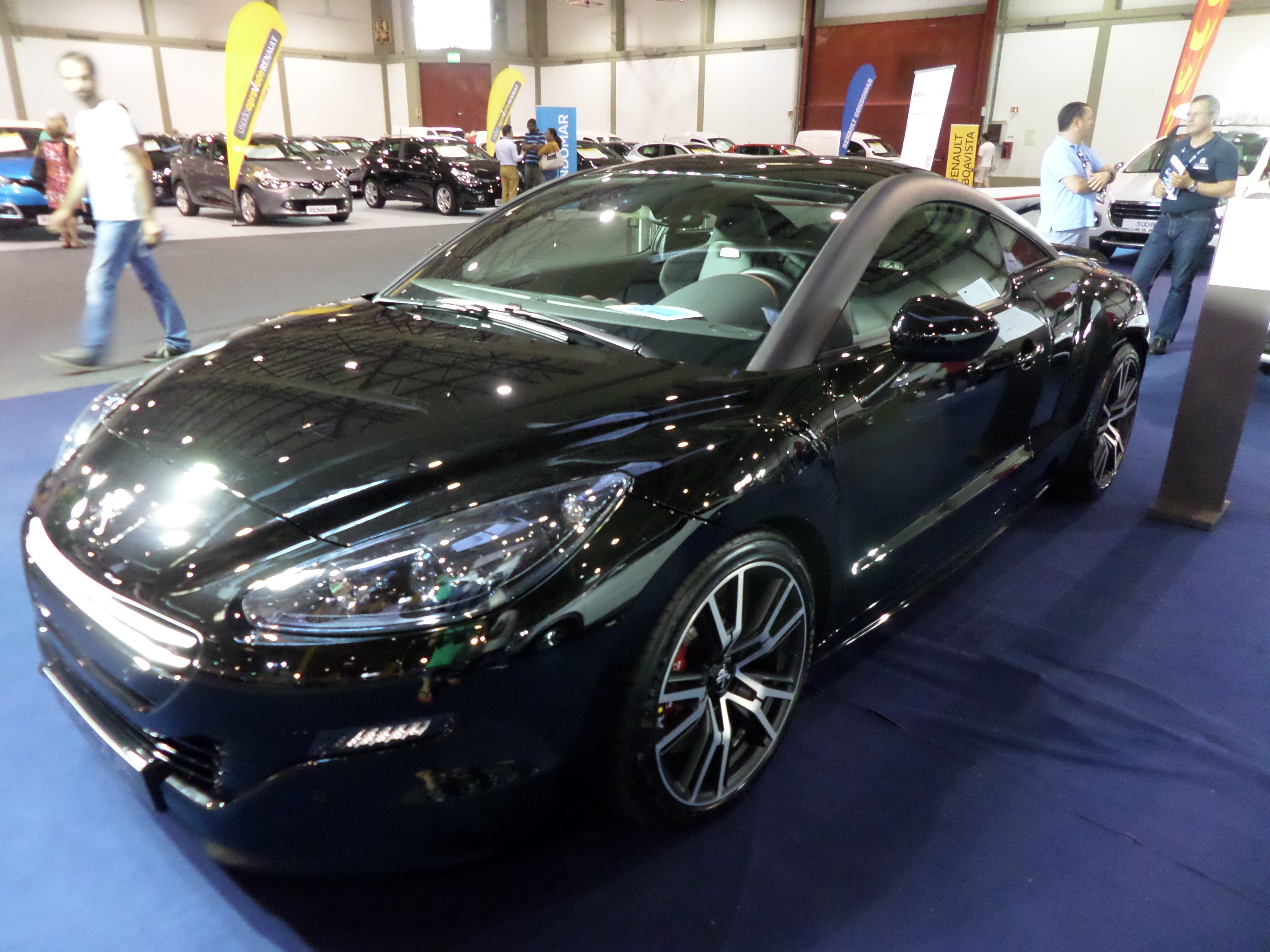 Peugeot RCZ R: It's like a RCZ, but better. And more edgy. And with more horsepower. And...