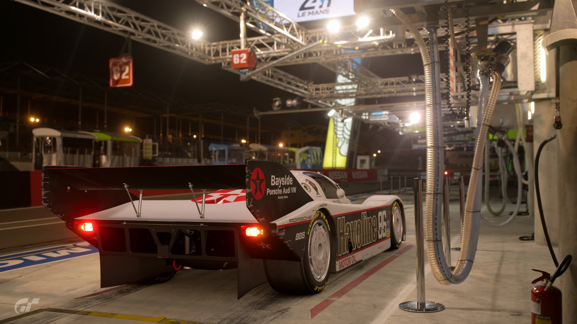 Pit Lane_.jpeg
