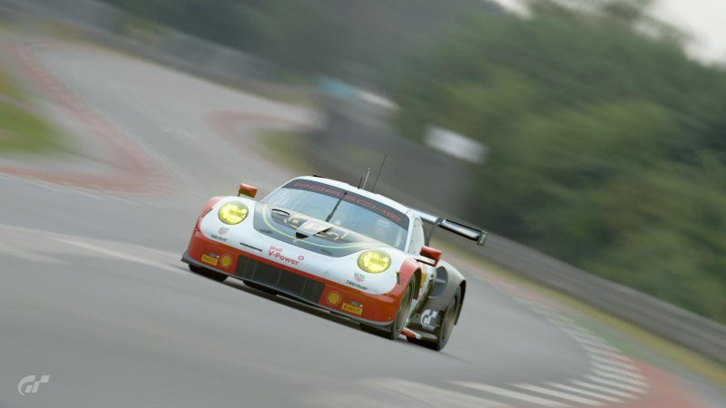 Porsche at Porche.jpg