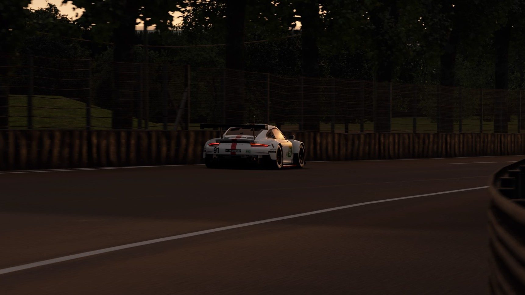 Porsche lemans 5