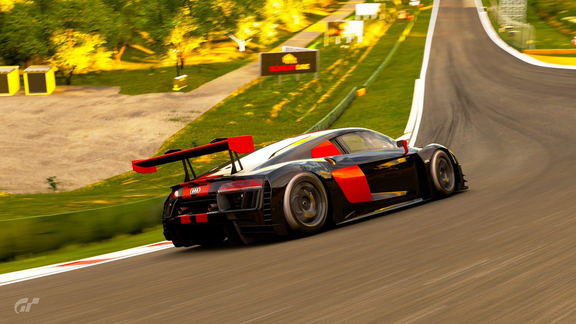 R8 LMS Ultra