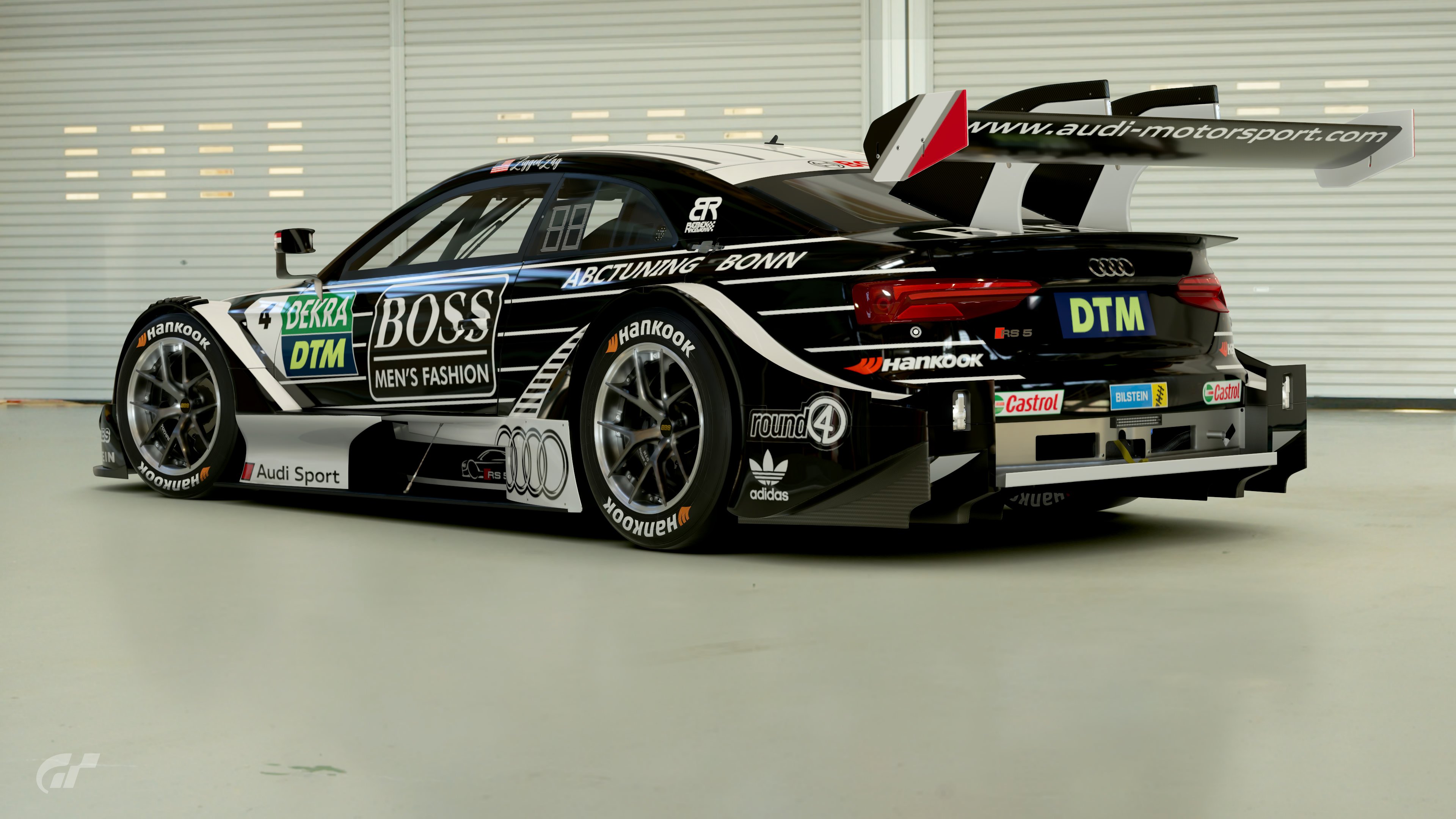 RS5DTM2.jpg