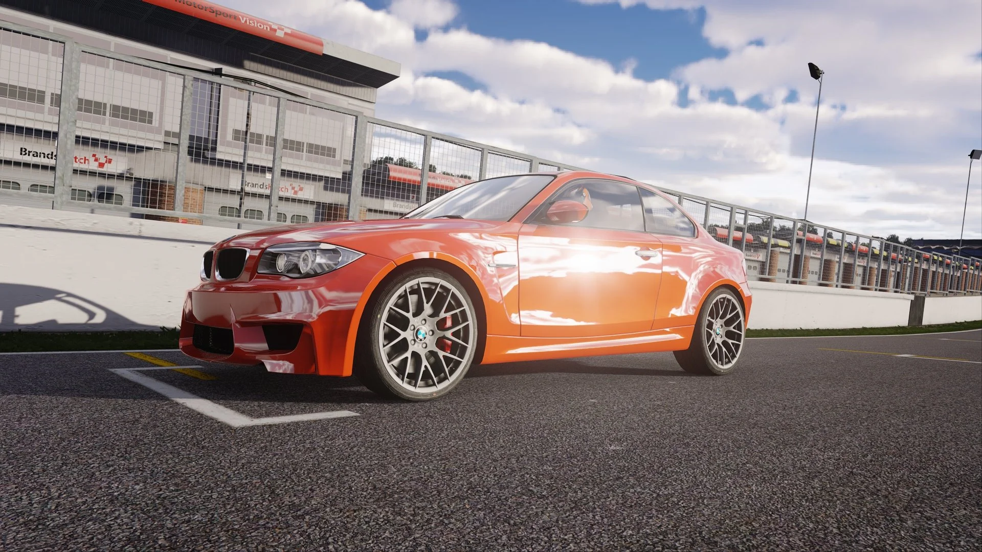 Screenshot_bmw_1m_ks_brands_hatch_25-6-126-6-1-28.webp