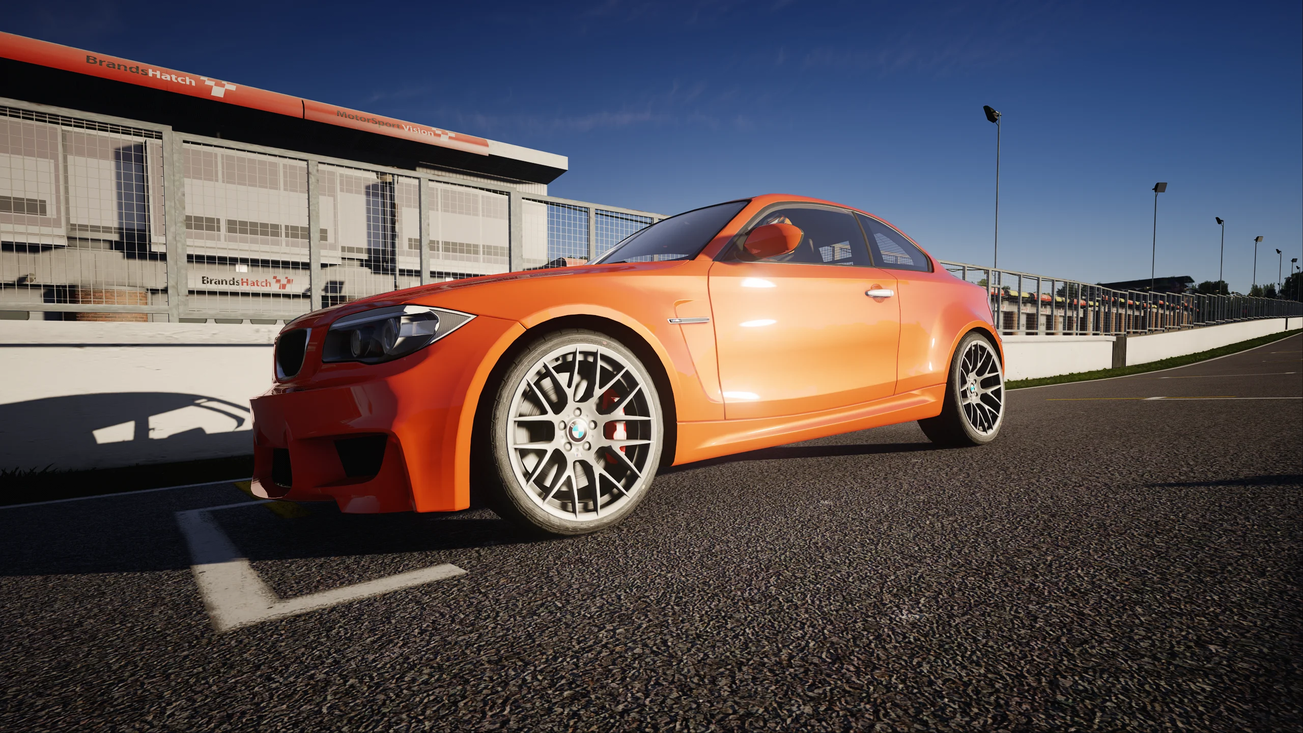 Screenshot_bmw_1m_ks_brands_hatch_9-9-126-12-11-29.webp