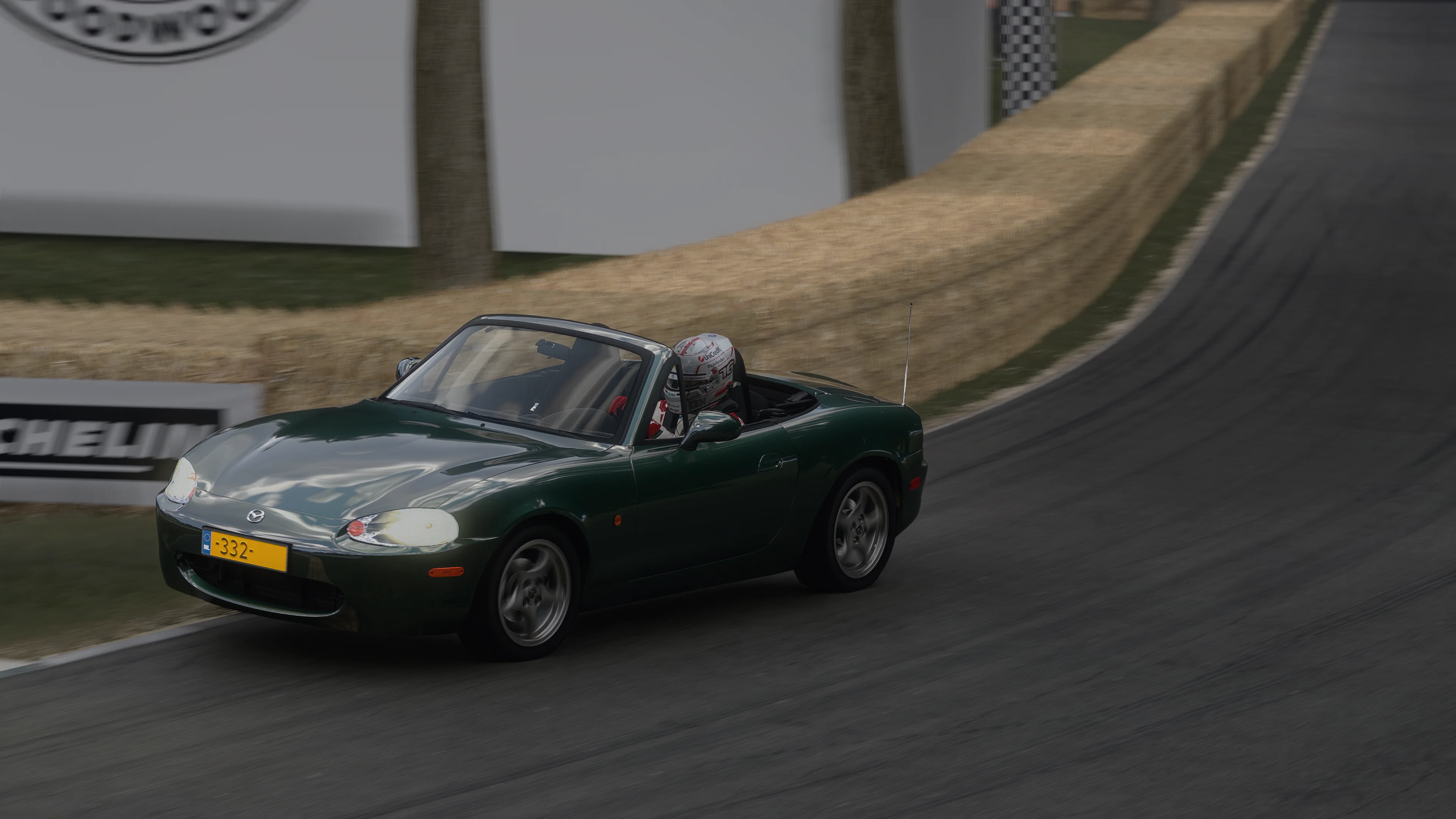 Screenshot_mp_mazda_mx5_nb1_g333_goodwood_hillclimb_5-9-126-20-6-49.webp
