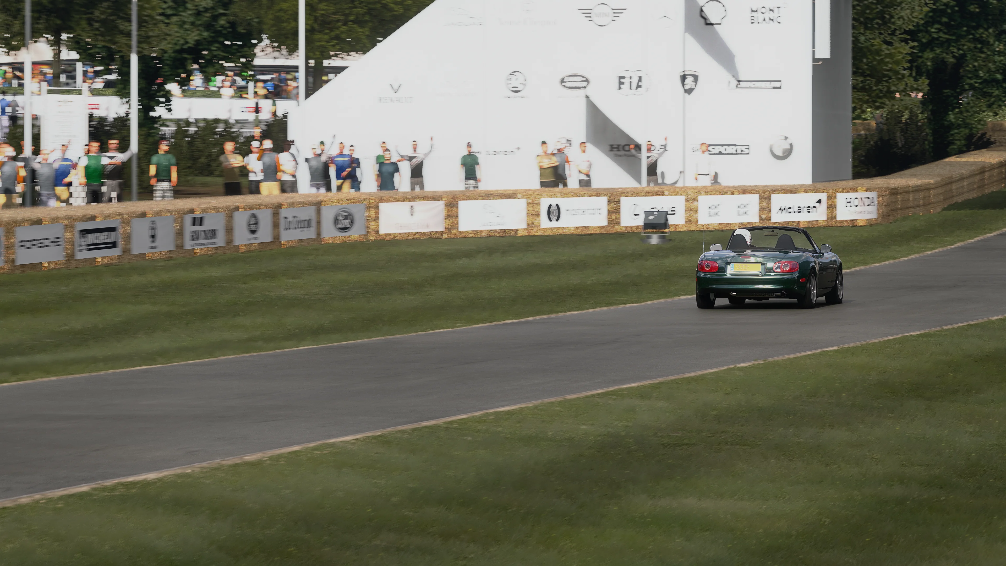 Screenshot_mp_mazda_mx5_nb1_g333_goodwood_hillclimb_5-9-126-20-8-20.webp