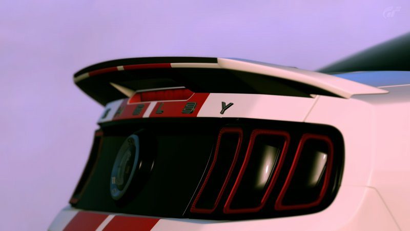 Silverstone _ Stowe Circuit_2.jpg