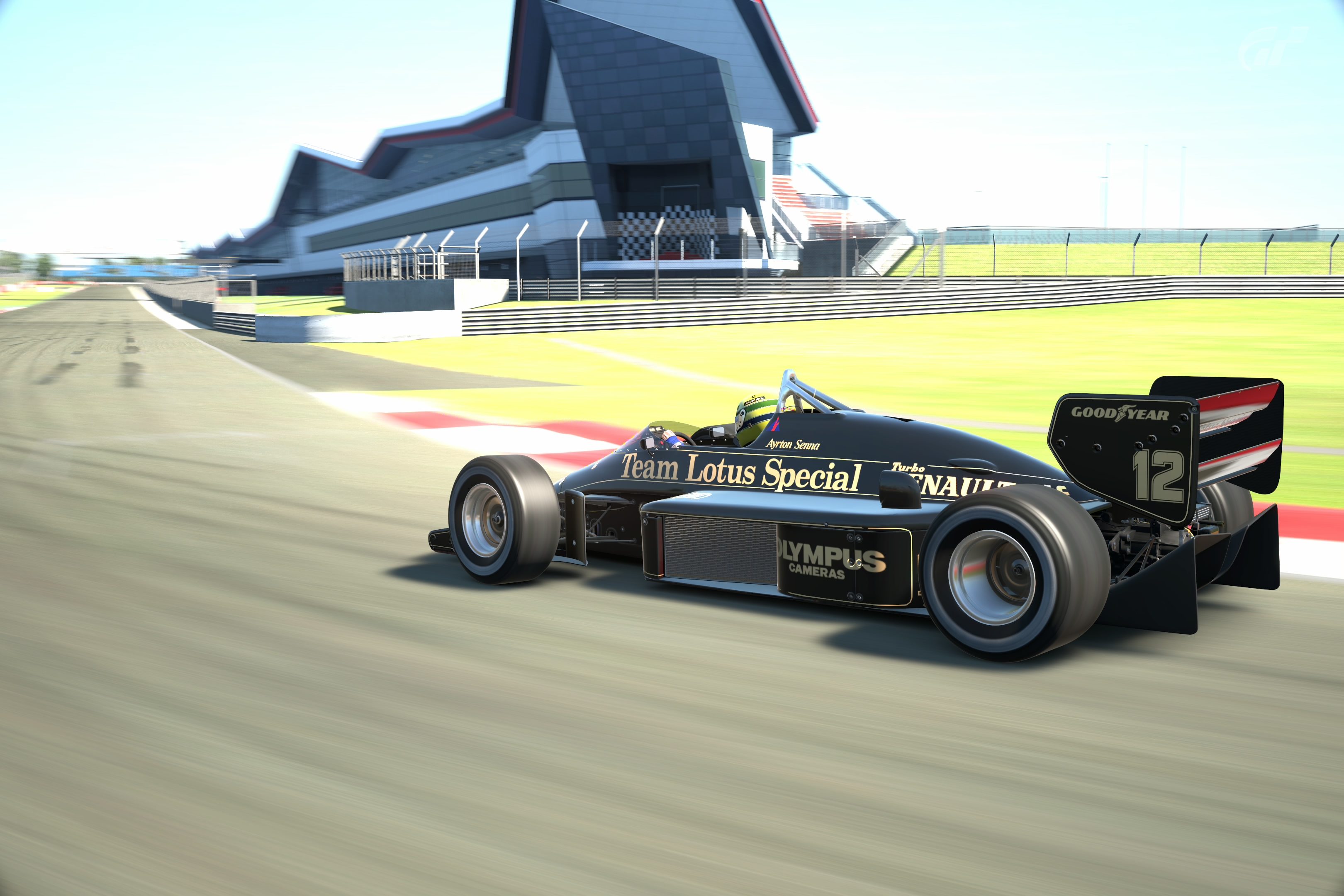 Silverstone International Circuit_2.jpg