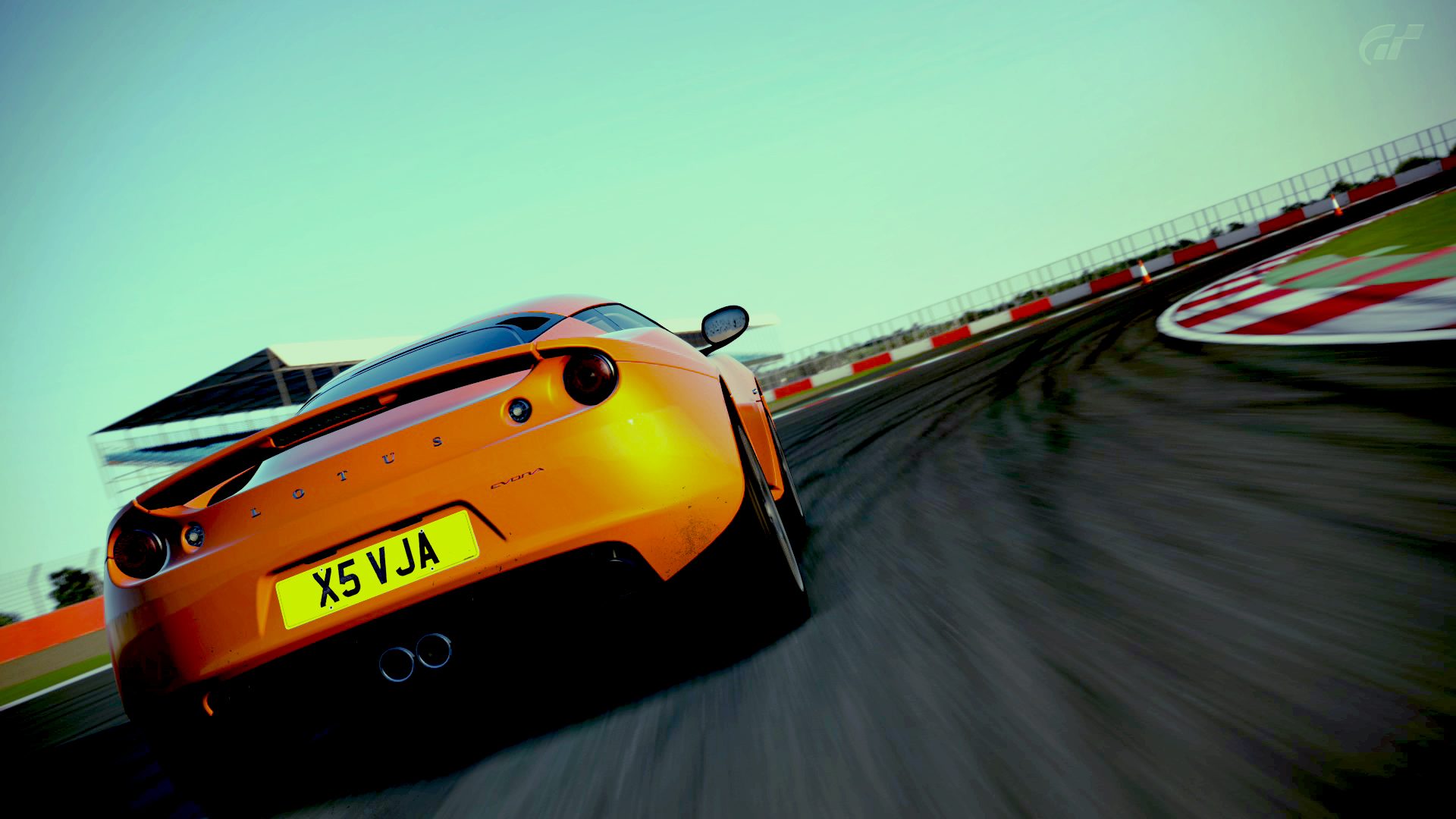 Silverstone National Circuit_3.2.jpg