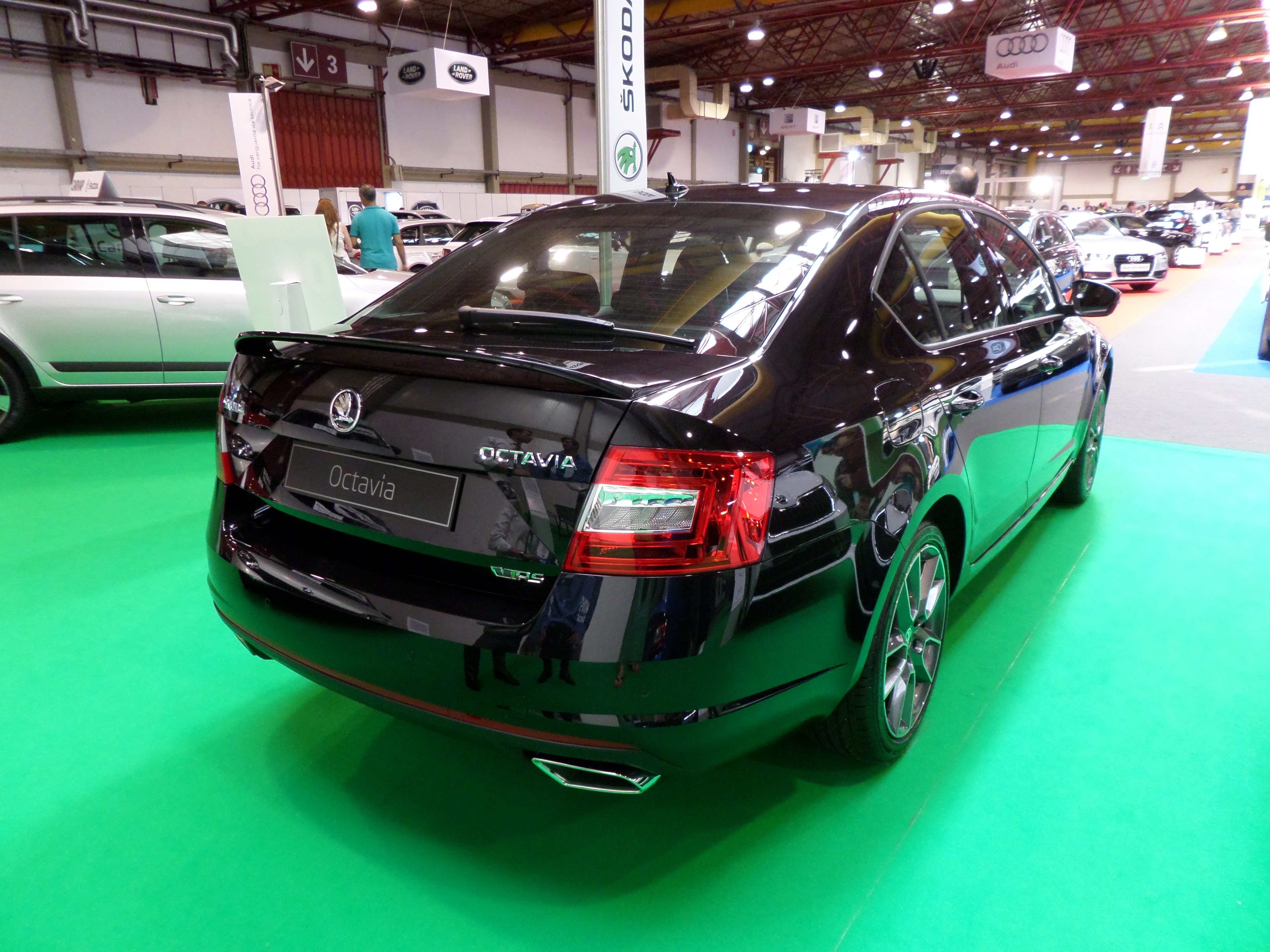 Skôda Octavia RS: Skôda's own personal hot sedan, featuring flappy paddles.