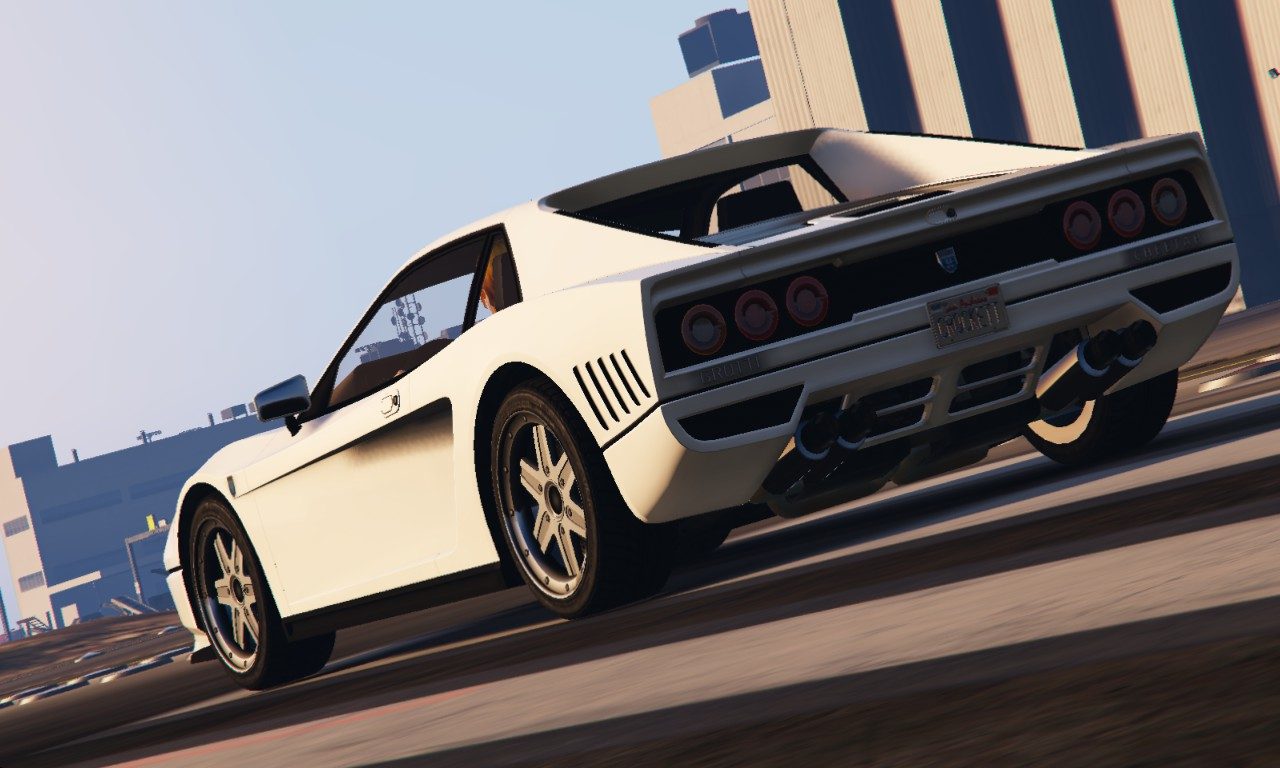 SPD sets up a small drag race with 5 classic sports cars 10