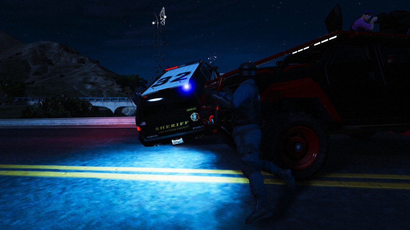 SPD's Online Protagonists battle the police 6