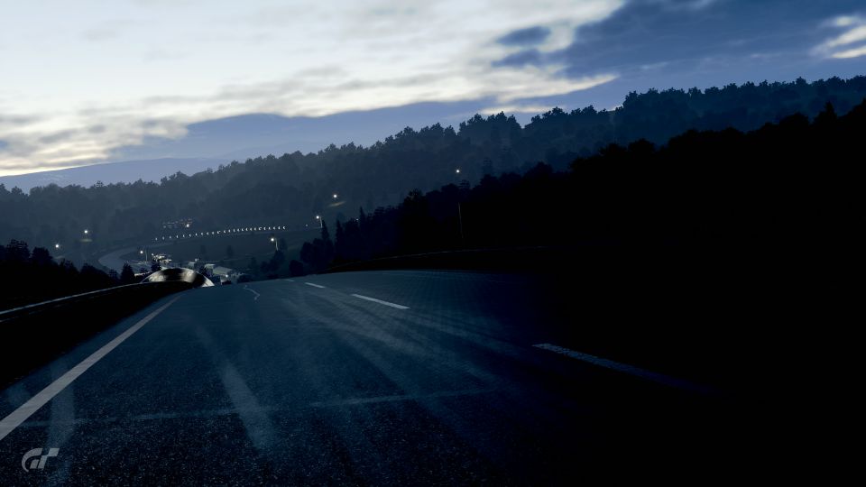 SS 19.jpg