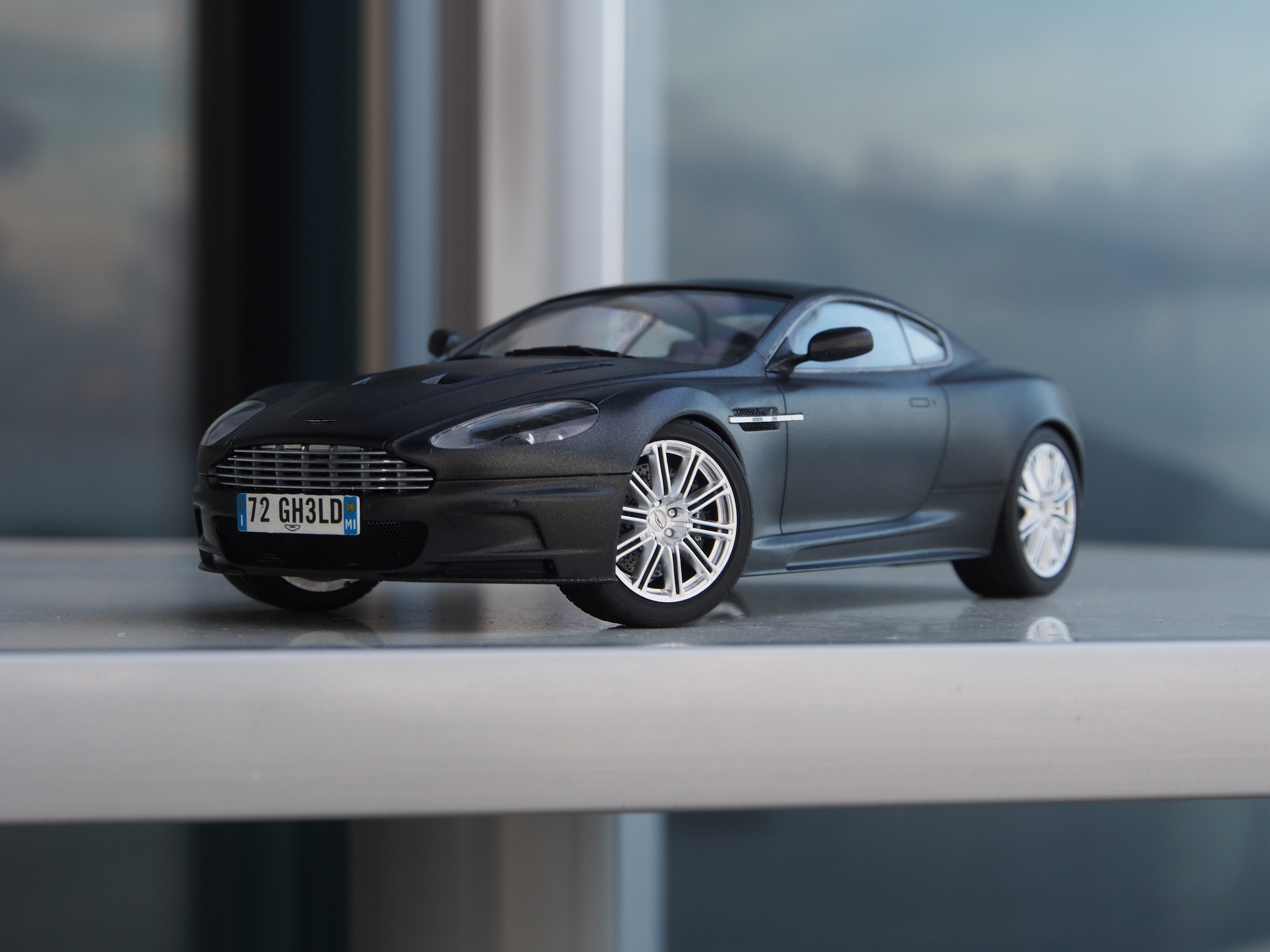 Tamiya Aston Martin DBS 1/24 front