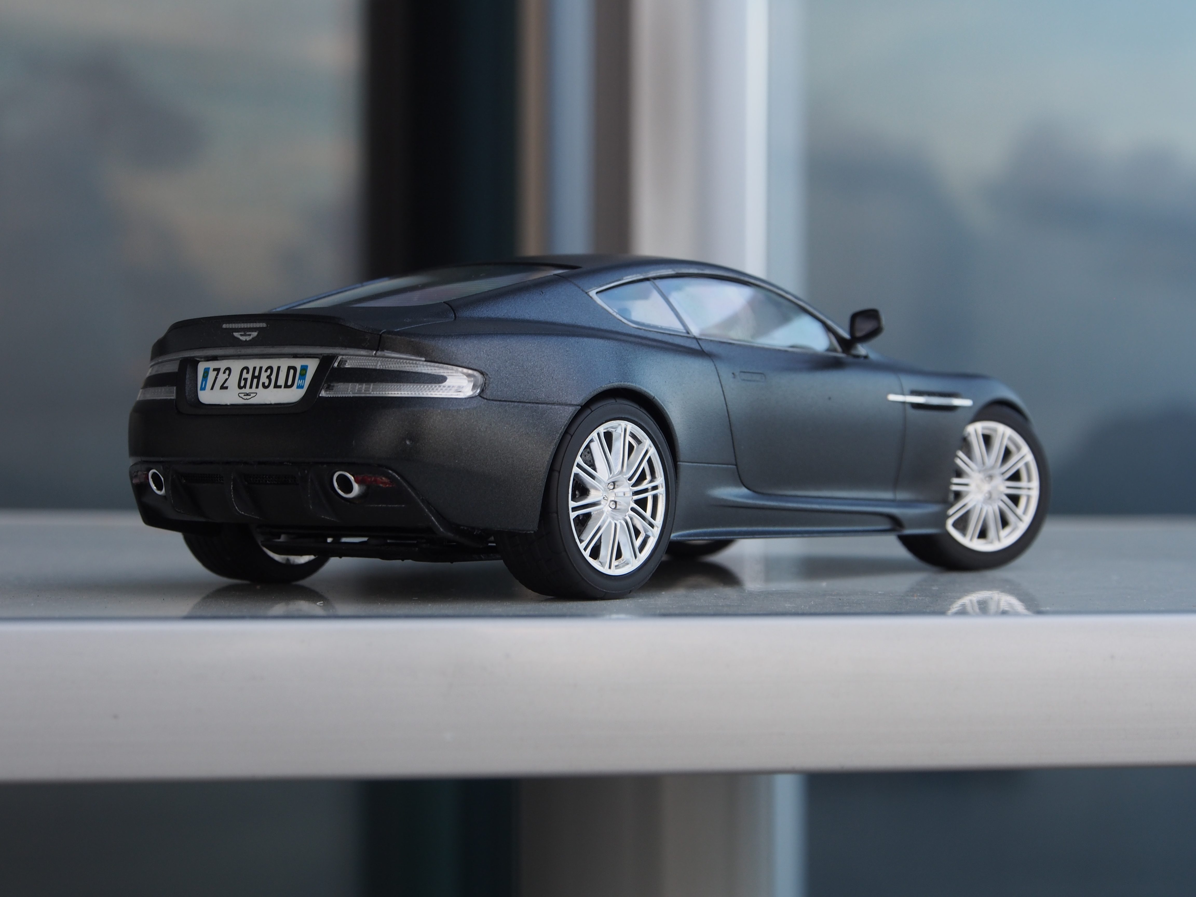 Tamiya Aston Martin DBS 1/24 rear