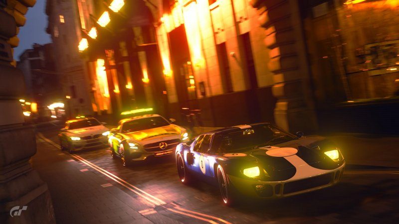 The Chase In London 2.jpg
