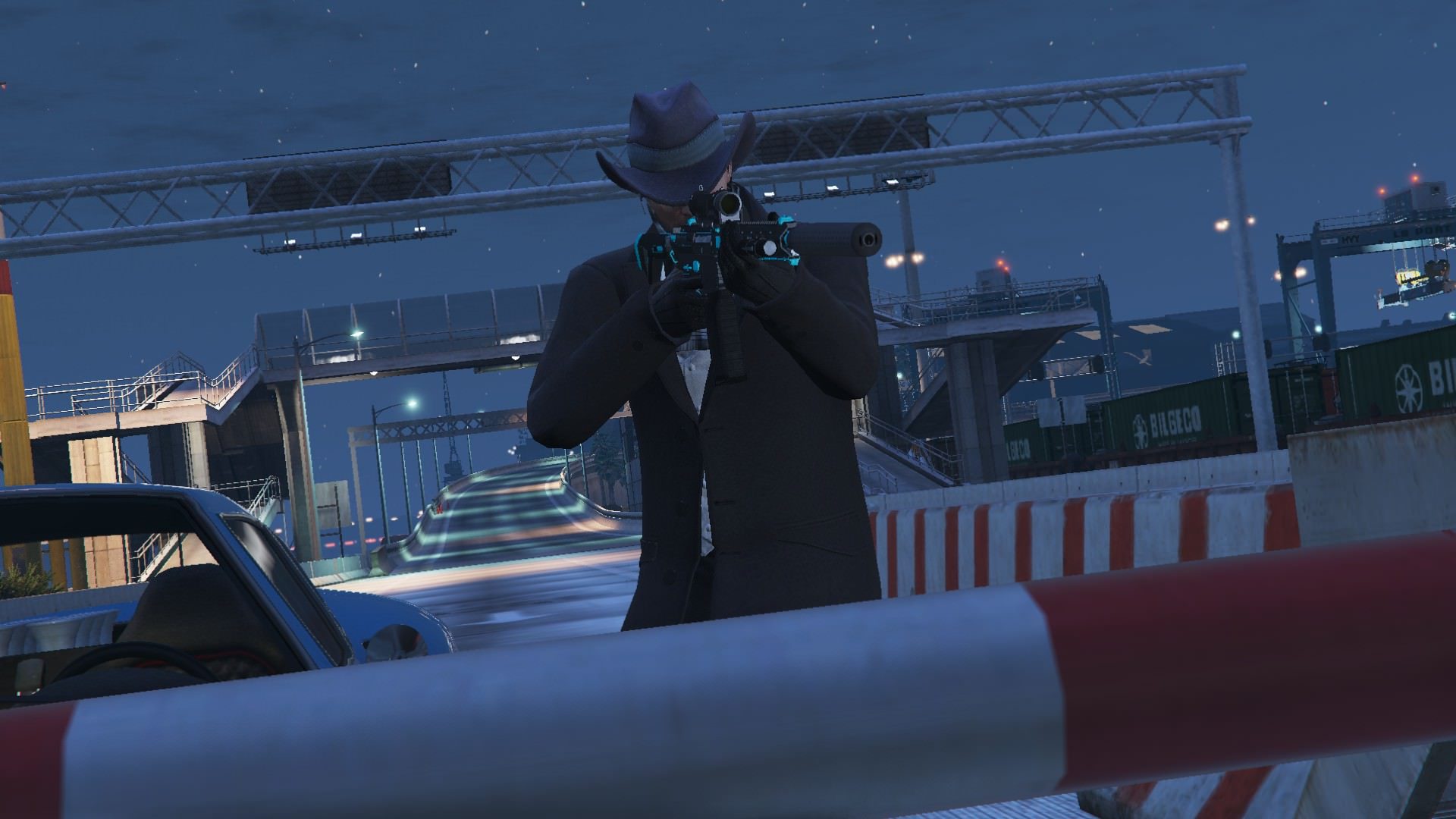 The escapades of the bubblegum Stinger GT and a stubborn boom gate by the docks 9