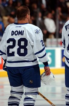 Tie Domi