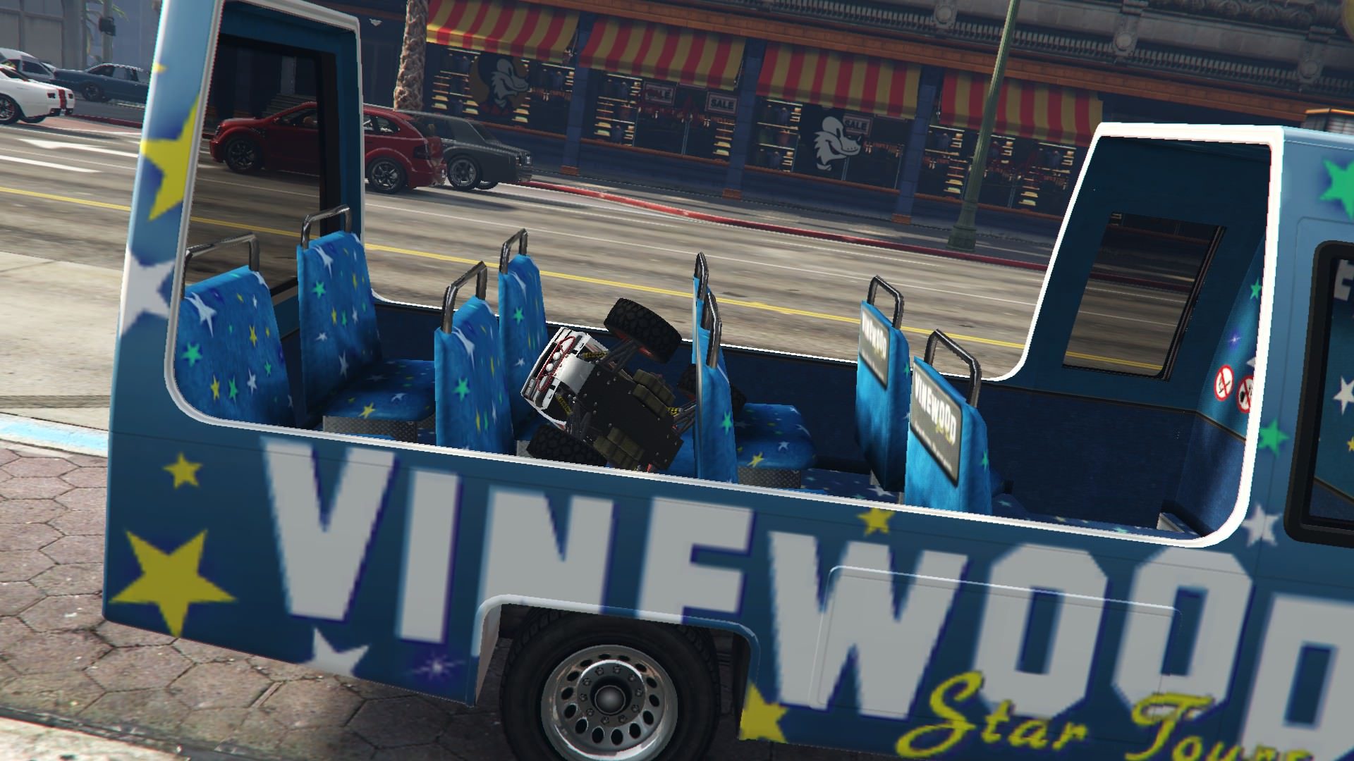 Tour bus has caught itself a Bandito 3