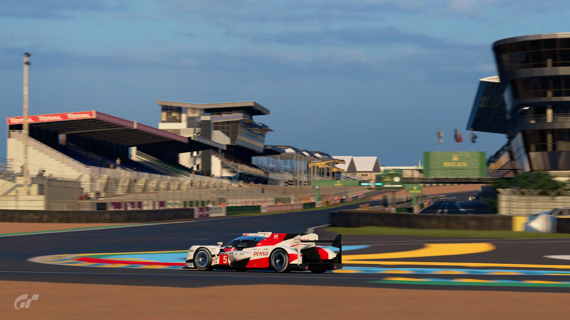 Toyota TS050-Hybrid 2016 Circuit de la Sarthe