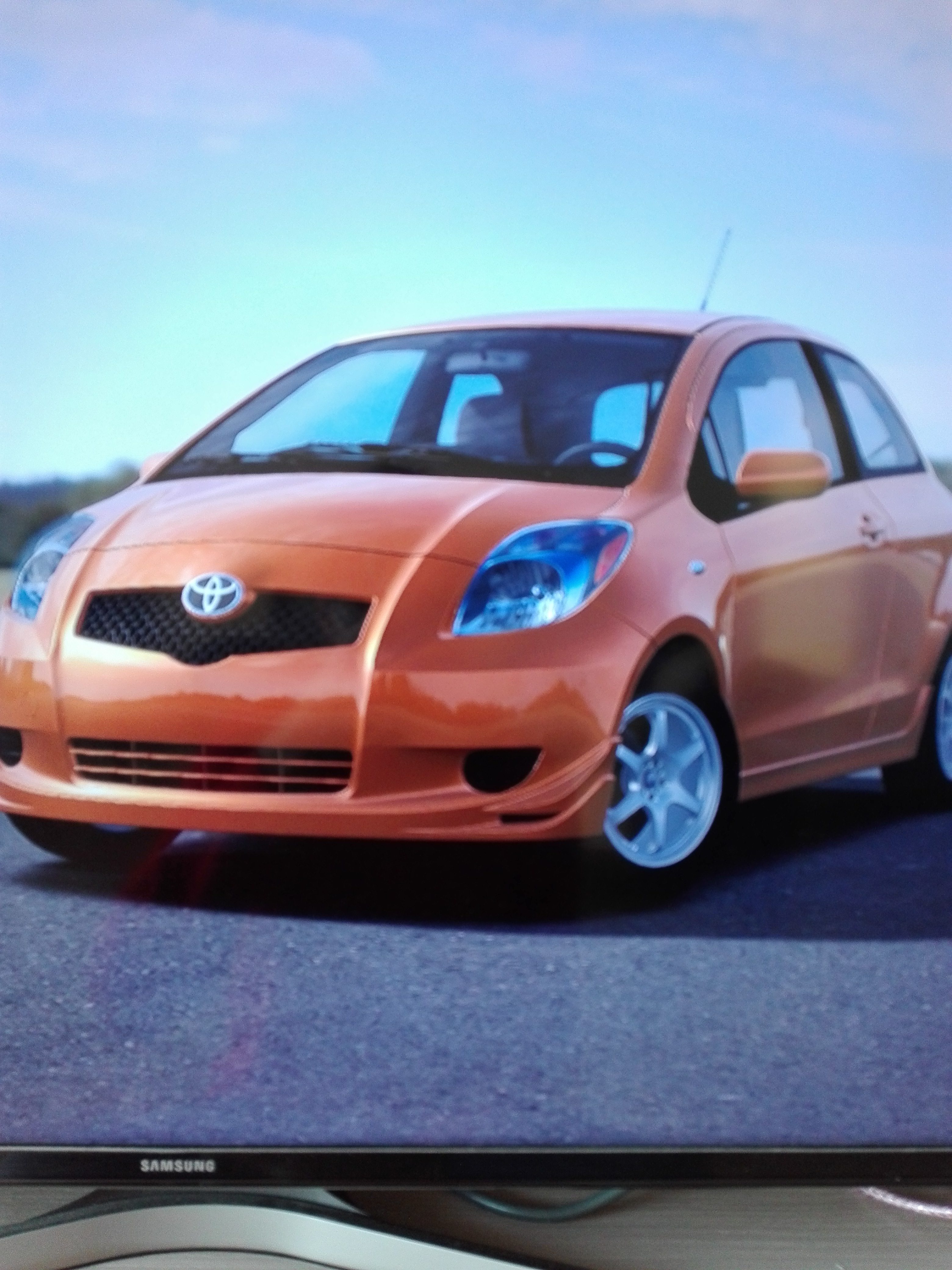 Toyota Yaris S Orange Metallic