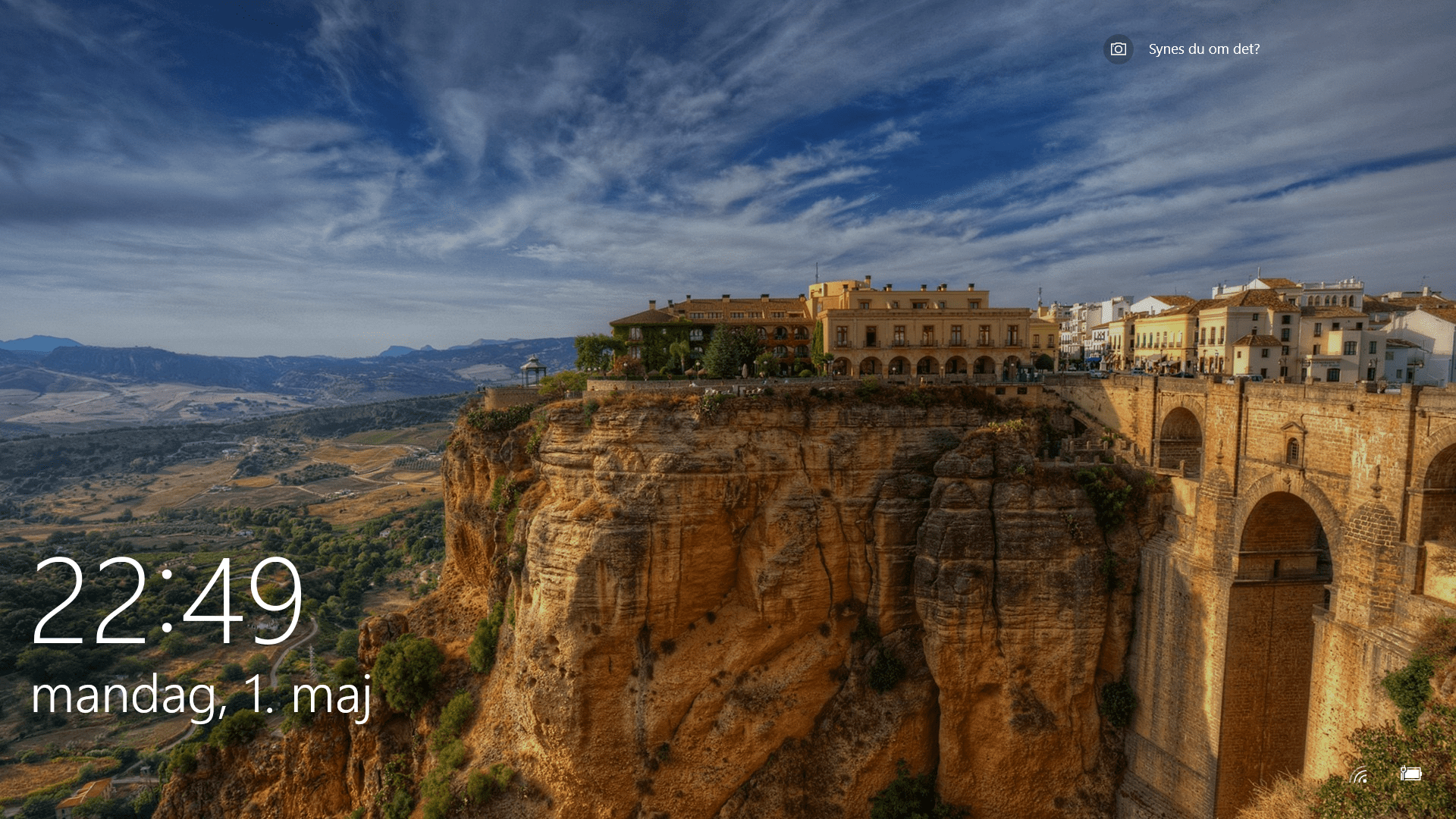 When Your Windows 10 Lock Screen Shows An Image Of Ronda