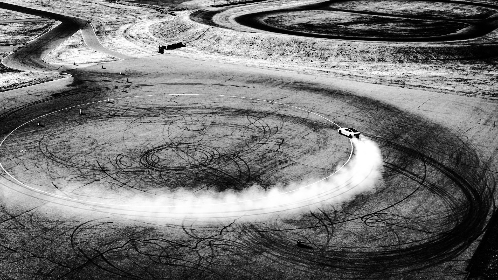 Willow Springs International Raceway - Streets Of Willow Springs_edited.jpg