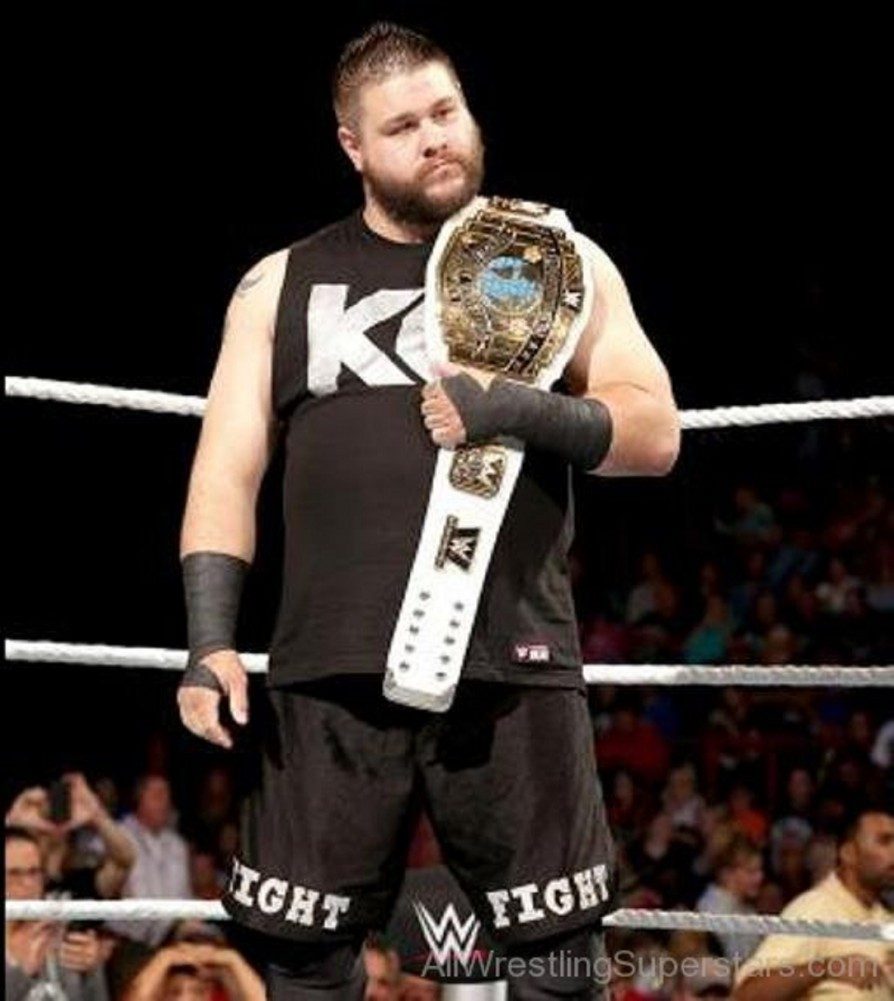 WWE - Kevin Owens