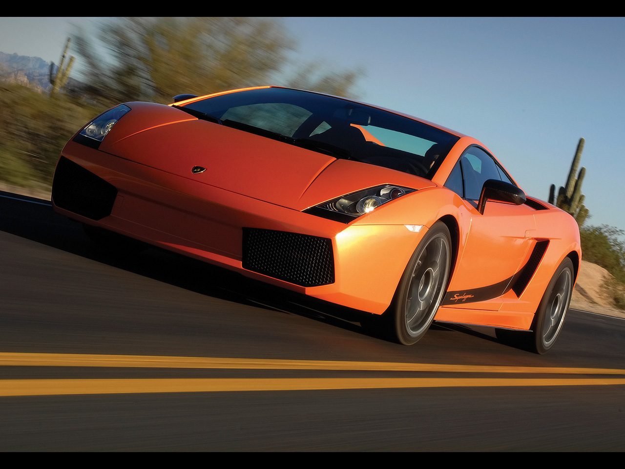 2007-Lamborghini-Gallardo-Superleggera-Orange-Front-Angle-Speed-Tilt-1280x960.jpg