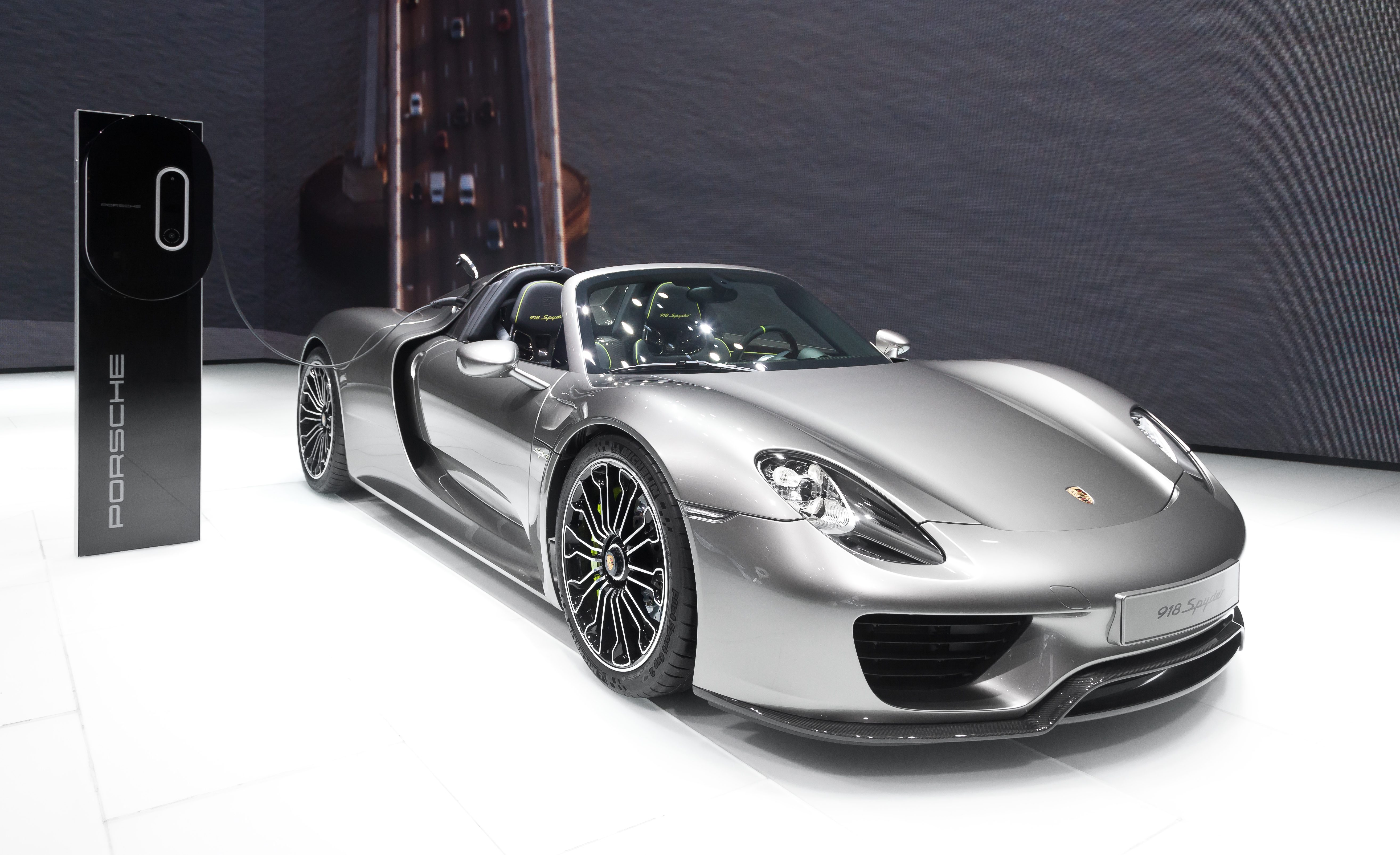 Porsche_918_Spyder_IAA_2013.jpg