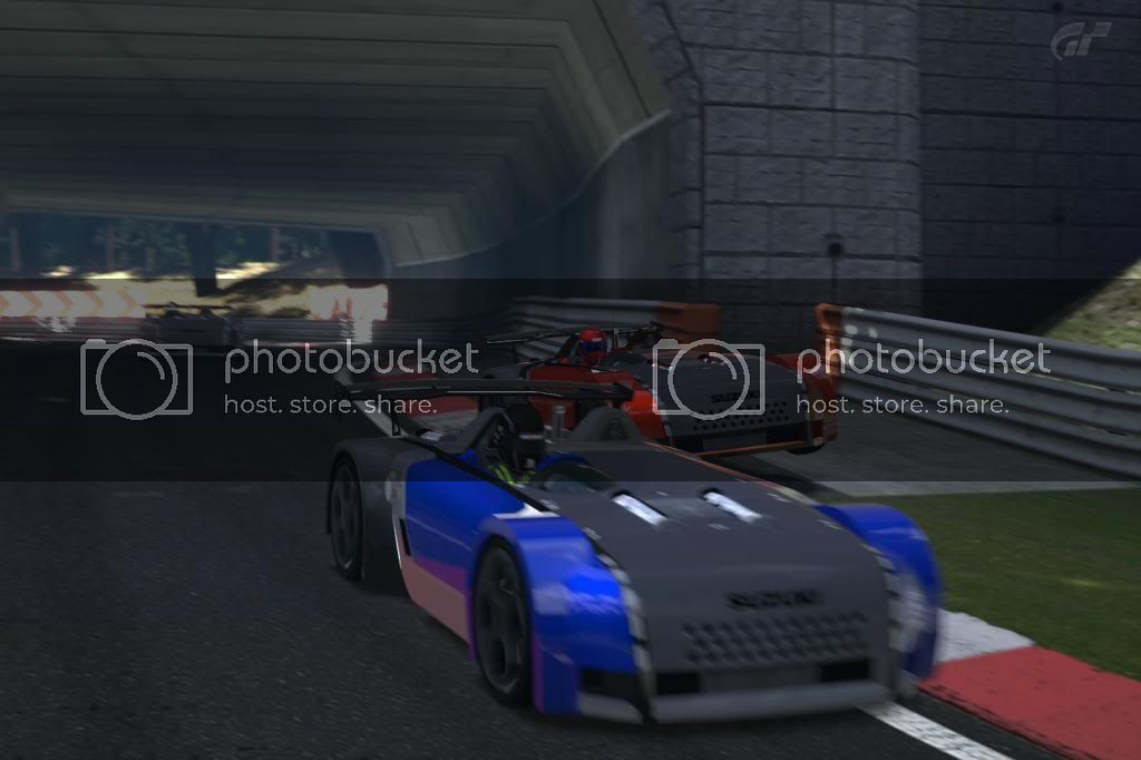 DeepForestRacewayPRTraceGSX-R_45_zpsa4c67ada.jpg