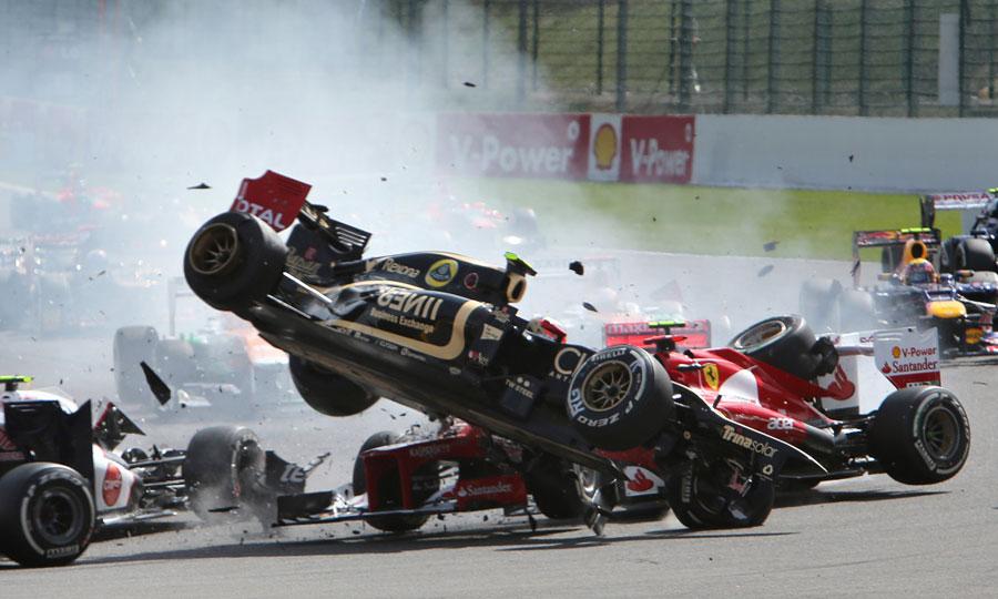 grosjean-f1-crash.jpg