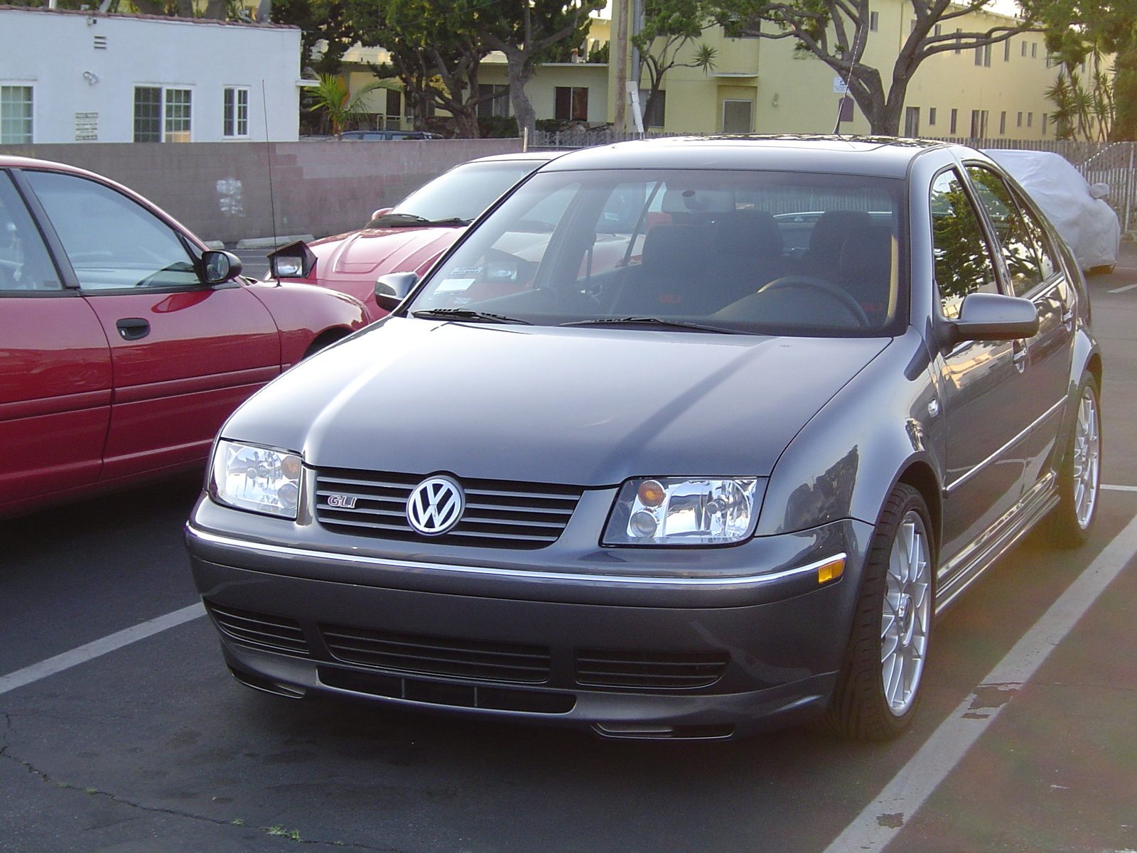 2005_volkswagen_jetta_gli-pic-10683.jpeg