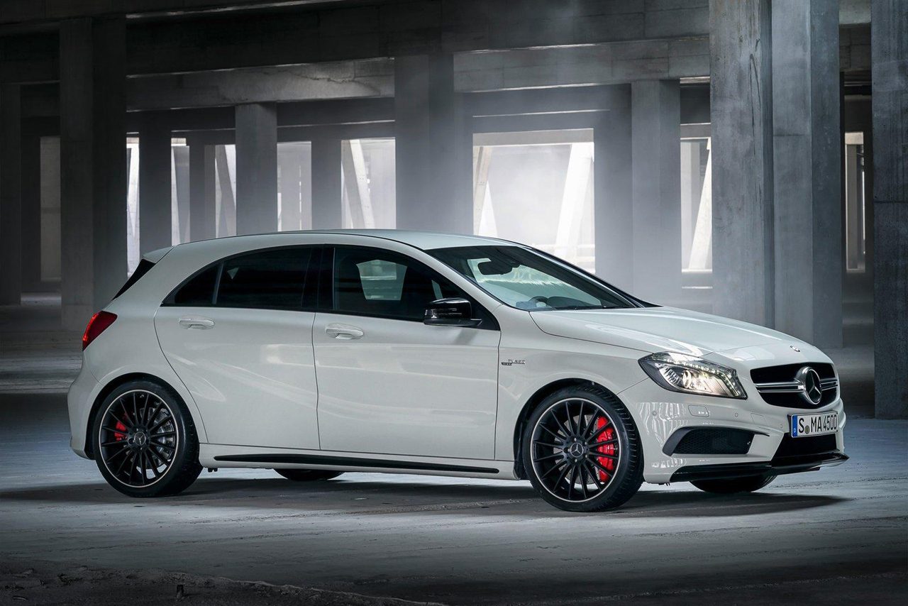 2014-mercedes-benz-a45-amg-1.jpg