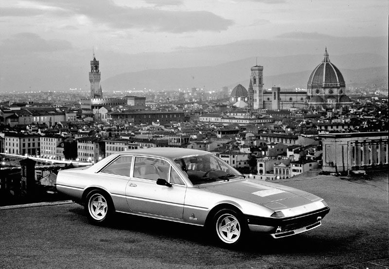 ferrari_400.jpg