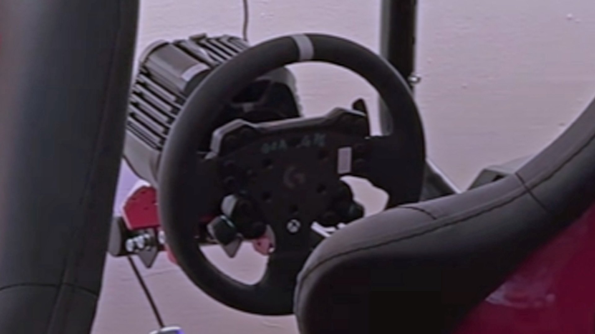 Possible-new-Logitech-sim-racing-wheel-spotted.jpg