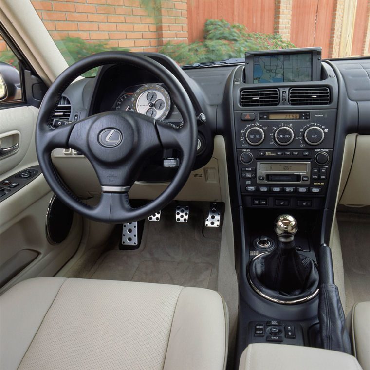 Lexus Is 300 Sport Cross Premium 2001