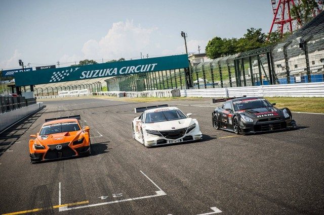 2014-Nissan-GT-R-DTM-17-640x426.jpg